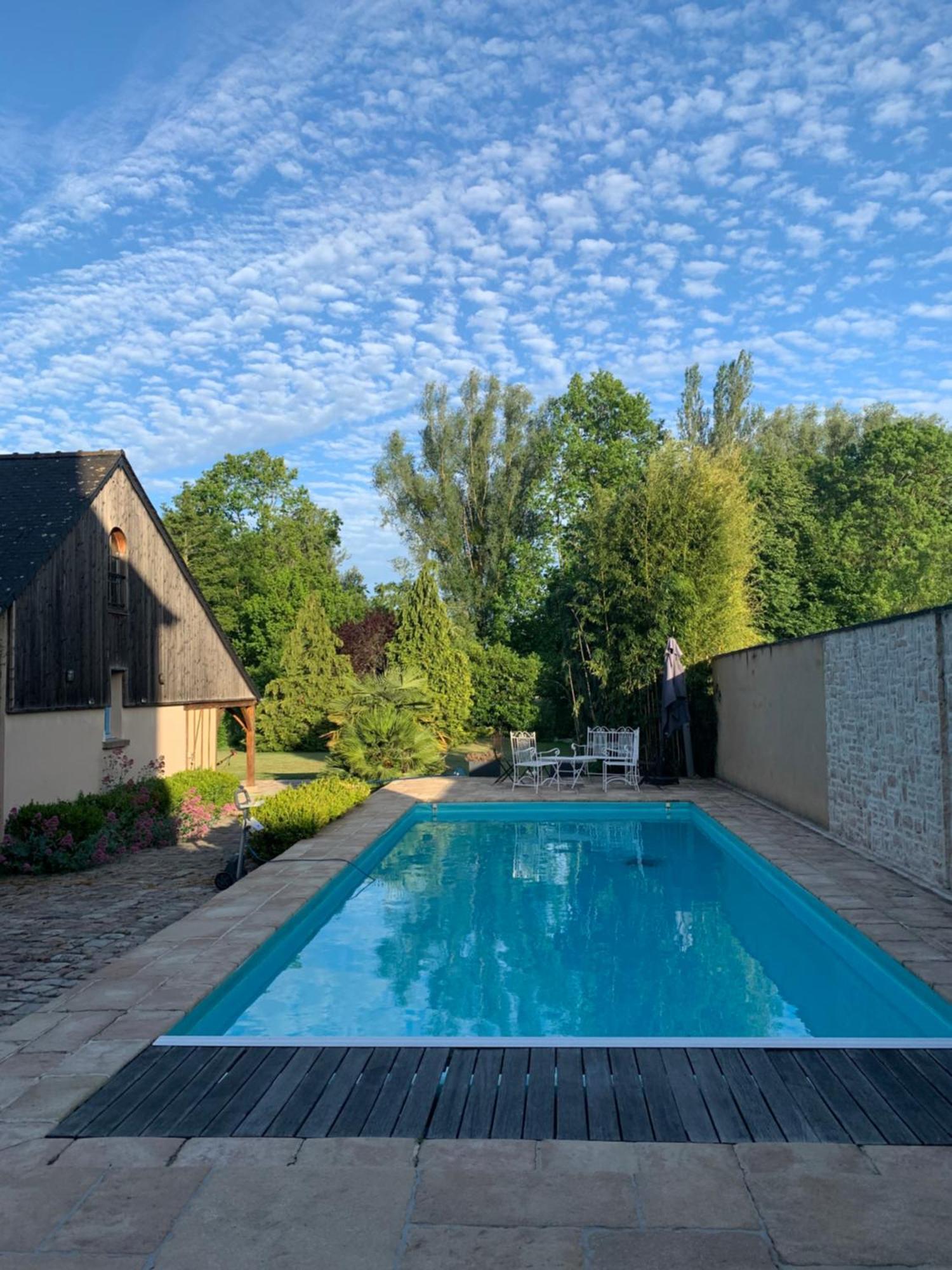Hotel Le Relais à Arnage Extérieur photo